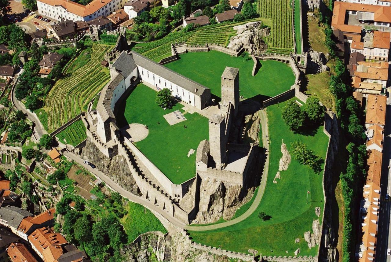 Bellinzona Piazza Collegiata Leilighet Eksteriør bilde