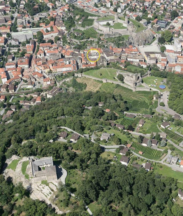 Bellinzona Piazza Collegiata Leilighet Eksteriør bilde